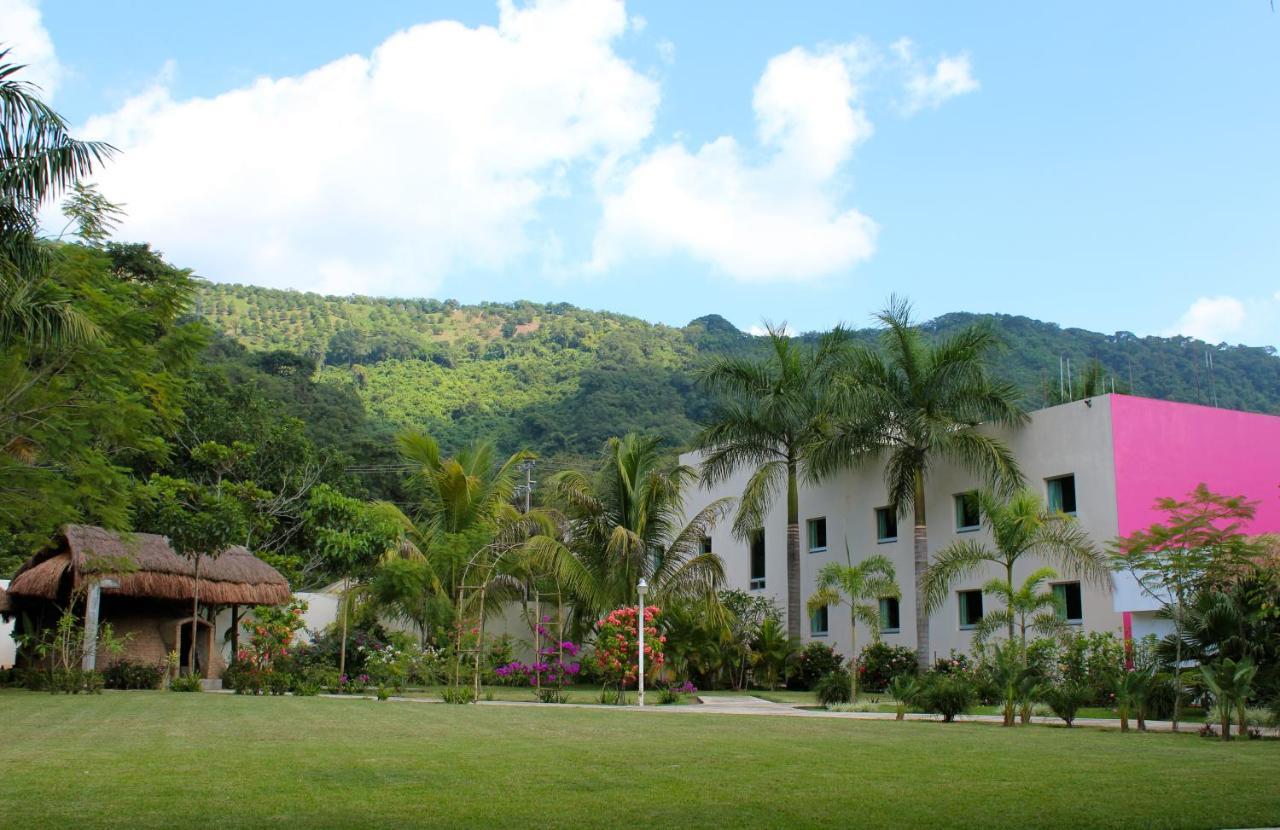 HI Huasteca Inn Hotel Matlapa Bagian luar foto